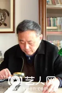 华人德