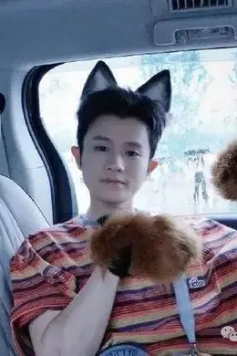 【2024.8.9】小猪极挑合体?陈粒跟春夏?何与最近?王勉女朋友?央视的综艺歌曲版权费?大甜甜和张某科那件事?