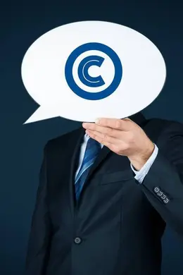 迪奥发布中长半身裙,被指抄袭马面裙,那什么是专利权?
