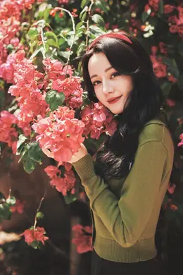 榜妹热线 | 热巴被节目组背刺伤心?鞠婧祎丝芭合约难解除?张凌赫赵今麦要炒cp了?包上恩黄蓉演技太差?向涵之内娱cp刺客?