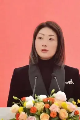 全面接手娃哈哈一周,宗馥莉遭遇员工集体诉讼维权?娃哈哈紧急发声明