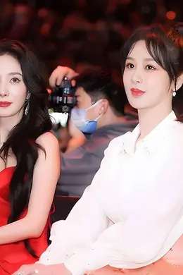 白玉兰奖竞争激烈!杨紫提前造势,和杨幂争视后,赵丽颖掉提