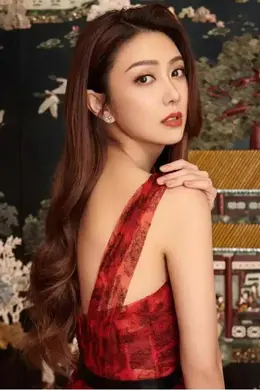 美少女薛凯琪自曝曾遭遇父母情感危机,偏激时更持刀欲跳楼