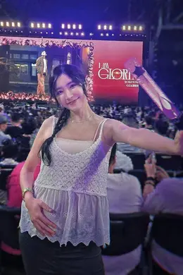 恭喜!前TVB美女主持顺利诞下宝宝,感动到哭:欢迎我的合伙人