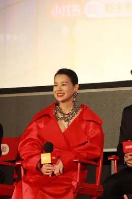 冯德伦胡杏儿《第四幕》上影节开幕首映 监制尔冬升透露电影只花了800万